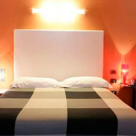 Select Executive Aparthotel
