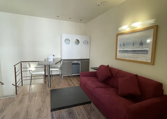 Select Executive Aparthotel Florenz