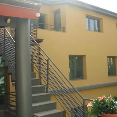 Select Executive Apartmanhotel