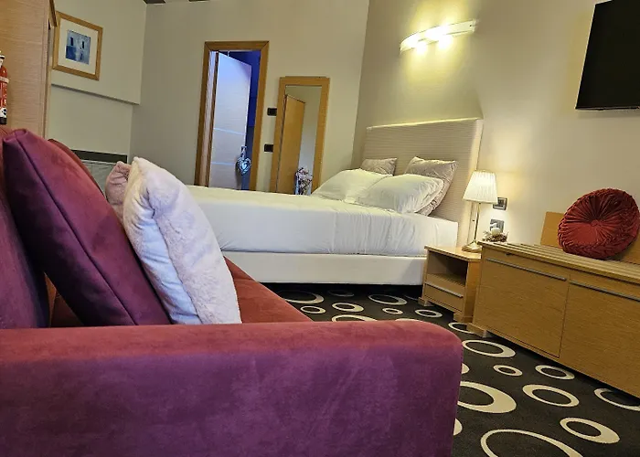 Select Executive Aparthotel 4*