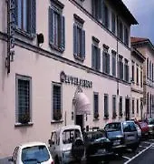 Select Executive Aparthotel