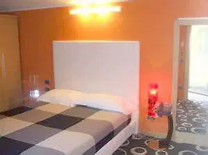 Select Executive 4*
